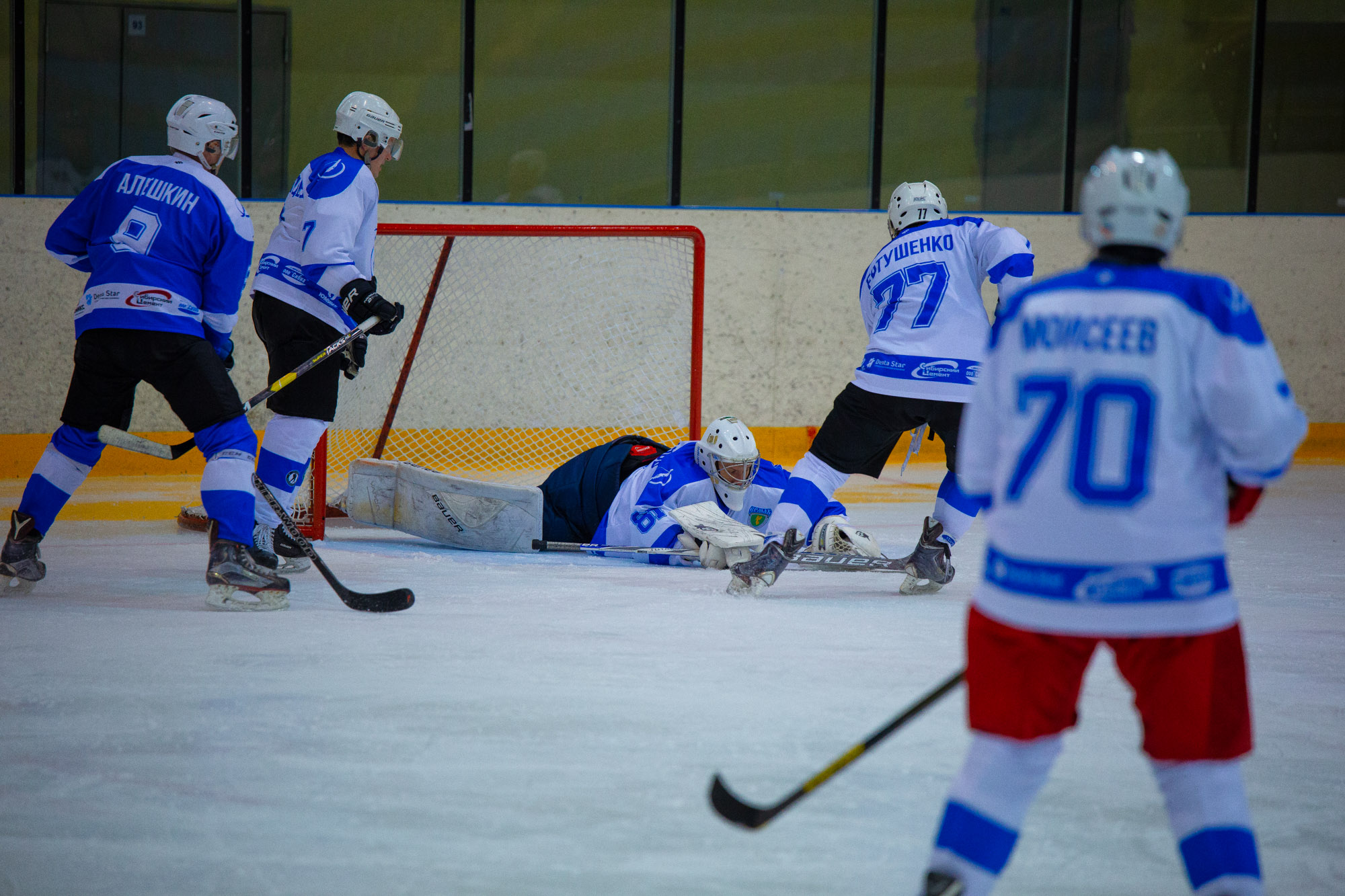 Хоккей иркутск матчи. Хоккей Когалым ночная лига. Хк Байкал ночная хоккейная лига. Киев хоккей ночная лига.